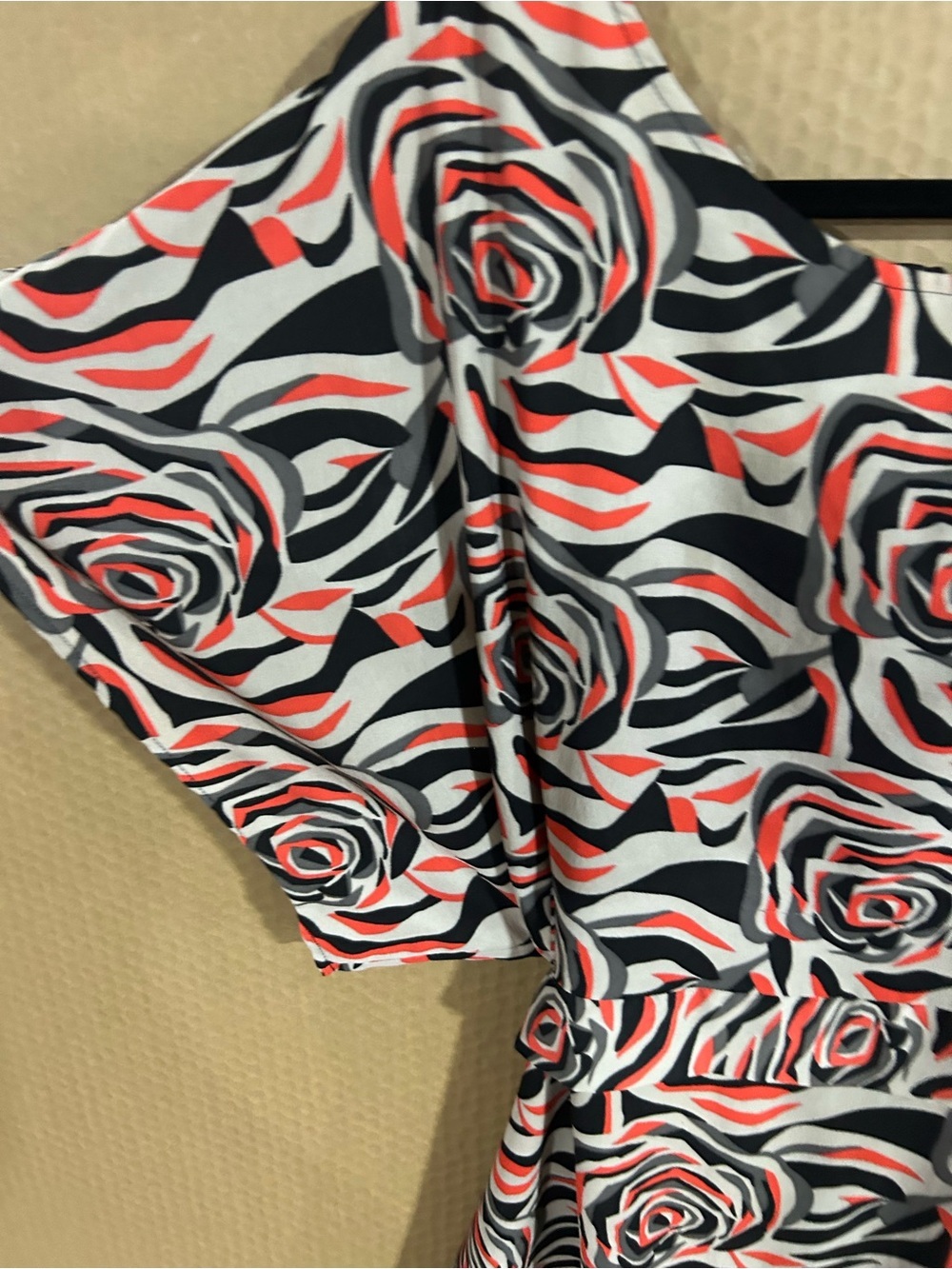 BCBGMaxAzria Black, White & Coral Print Dress - Picture 4 of 6